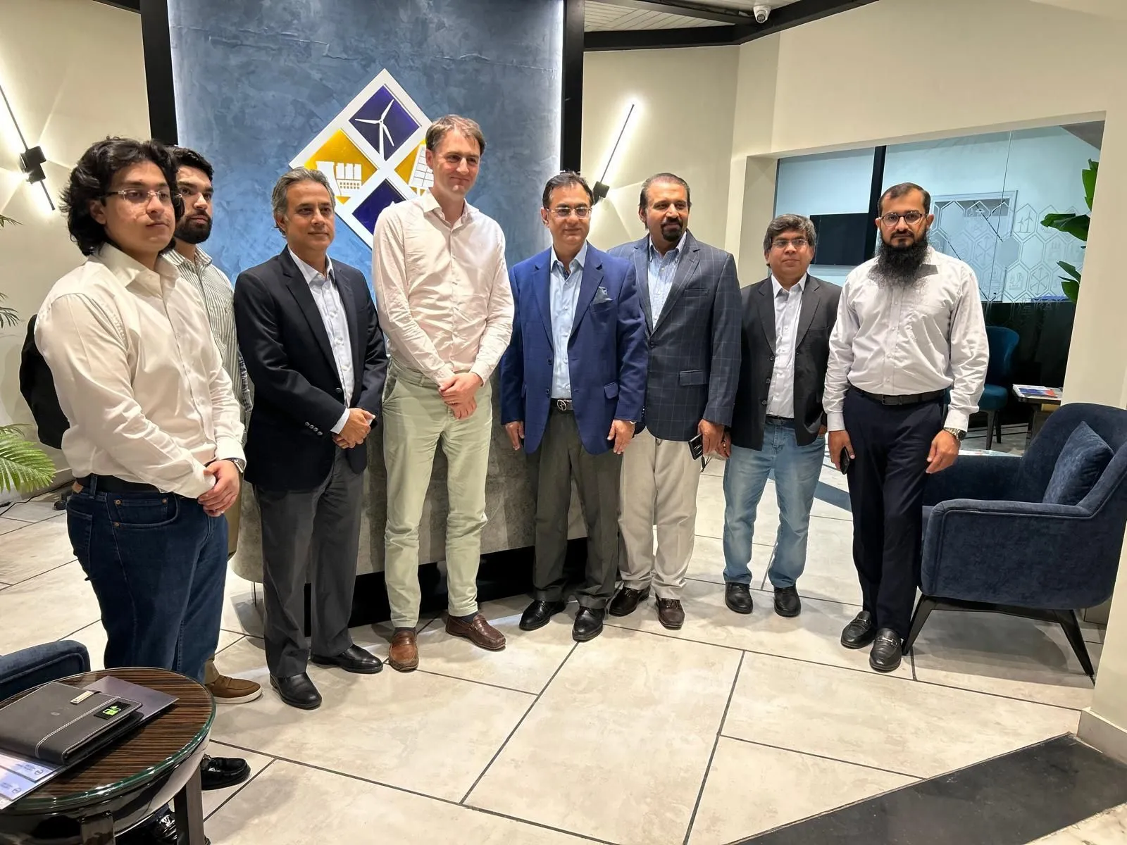 Zeroca ACharge Pakistan